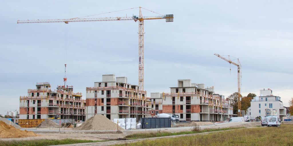 Wohnanlage Germering – Gesamtansicht der Baustelle im Rohbau